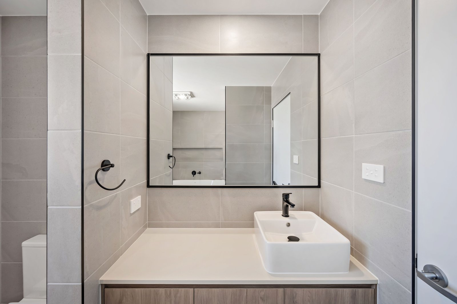 51 Squire Street FINGAL BAY 24