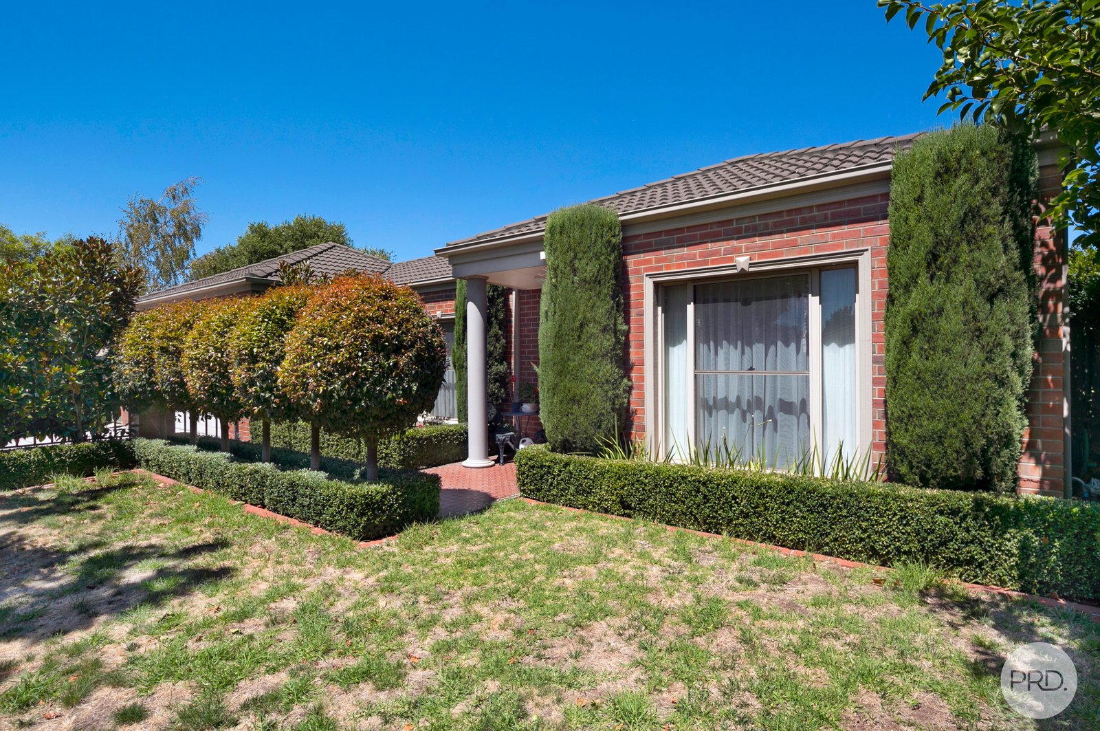 51 Stirling Dr  LAKE GARDENS 1