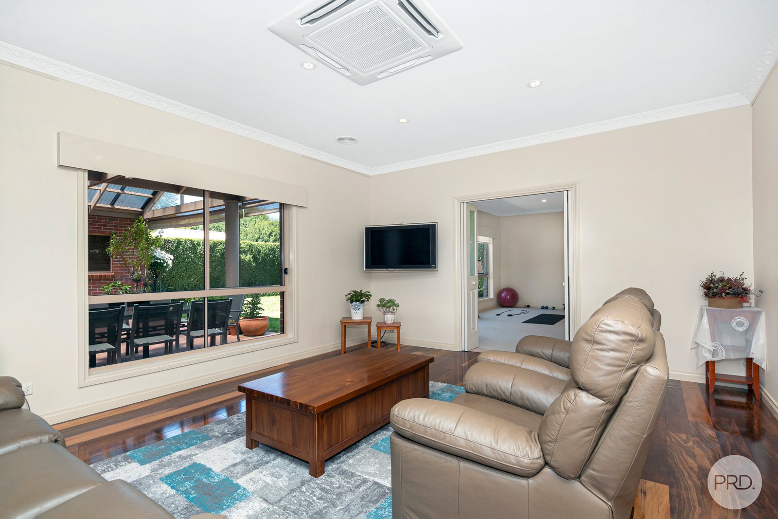 51 Stirling Dr  LAKE GARDENS 7