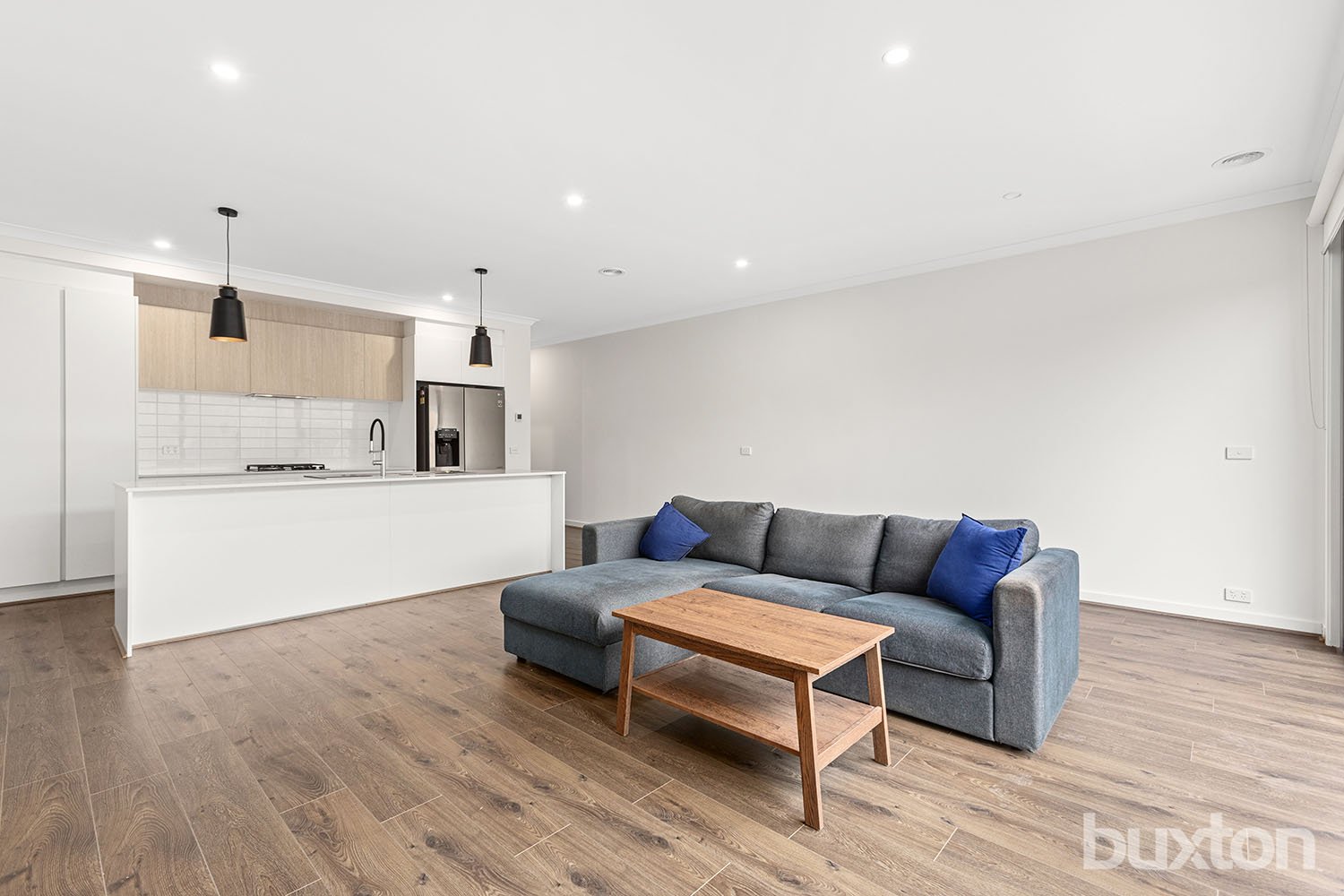 Gallery: 51 Surfers Crescent