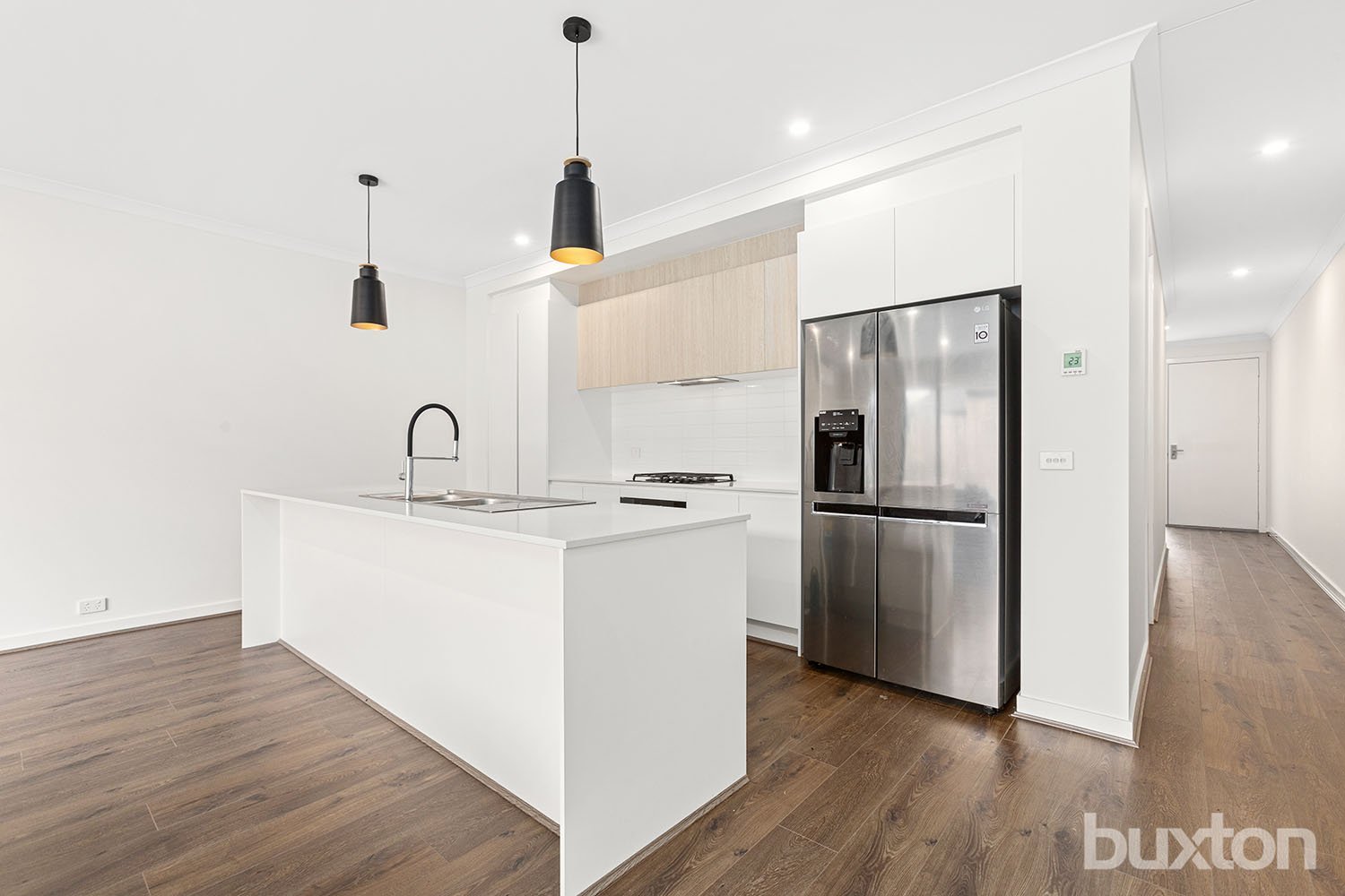 Gallery: 51 Surfers Crescent