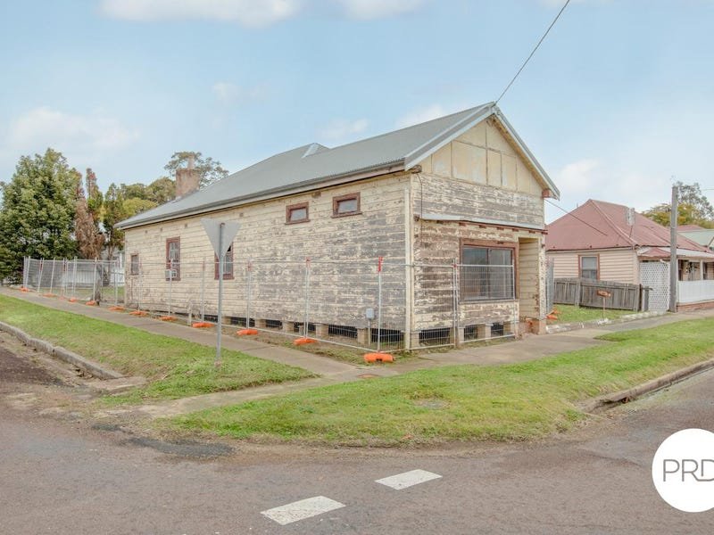 51 Swan Street MORPETH 1