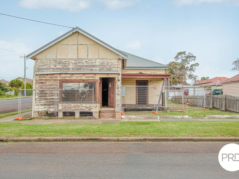 51 Swan Street MORPETH 2