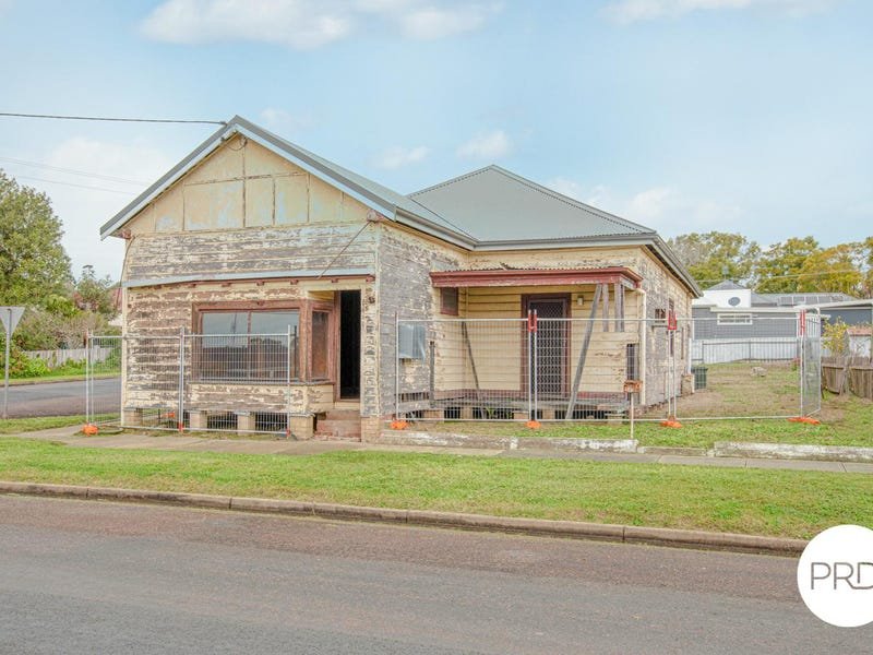 51 Swan Street MORPETH 3