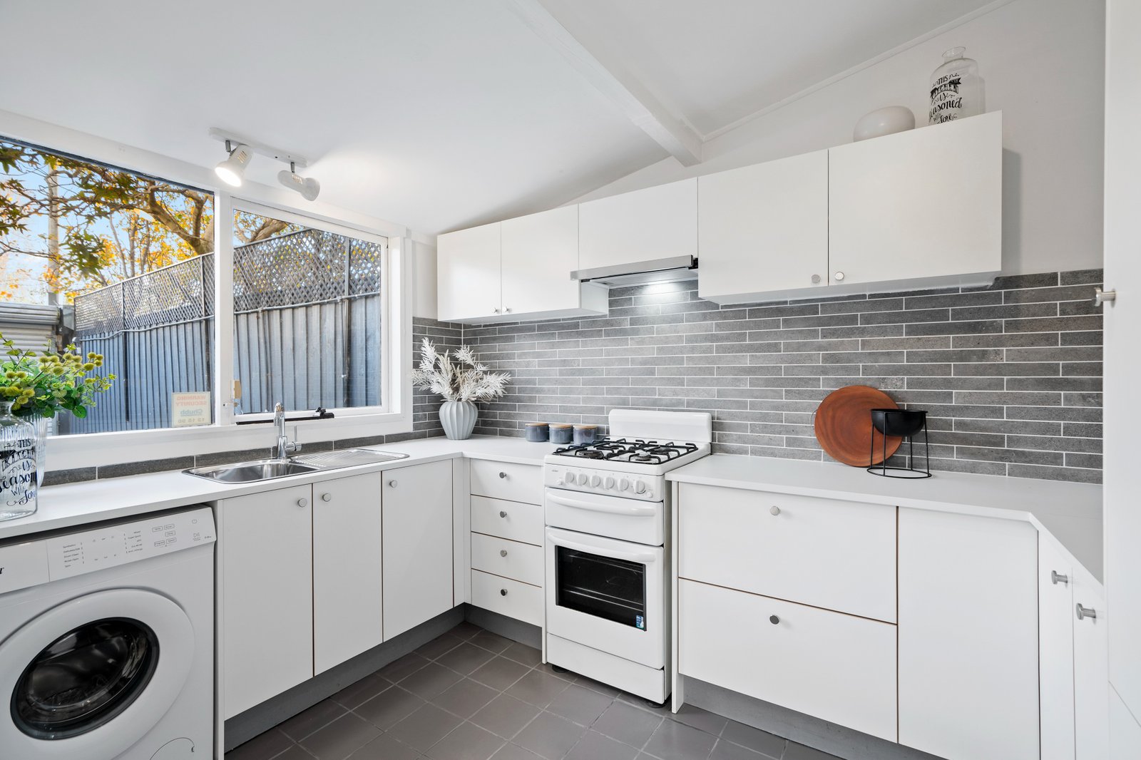 Gallery: 51 Thomas Street