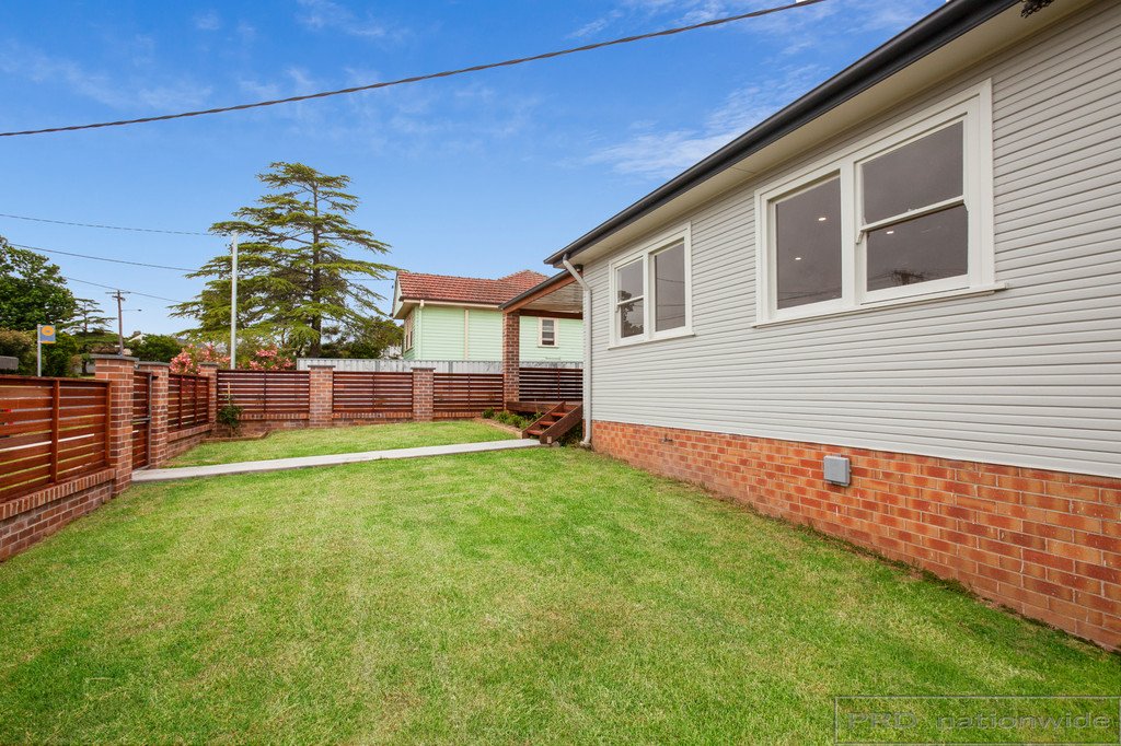 51 Thompson Street EAST MAITLAND 3
