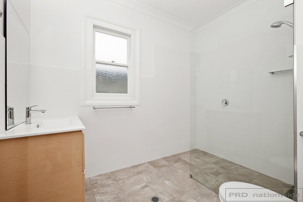 51 Thompson Street EAST MAITLAND 12