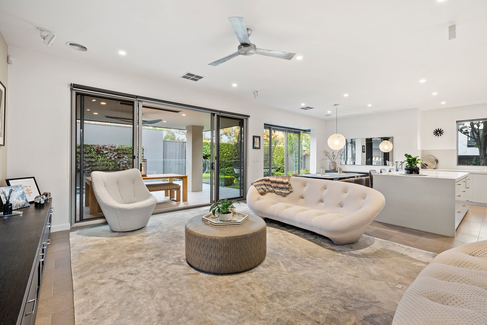 Gallery: 51 Victoria Street