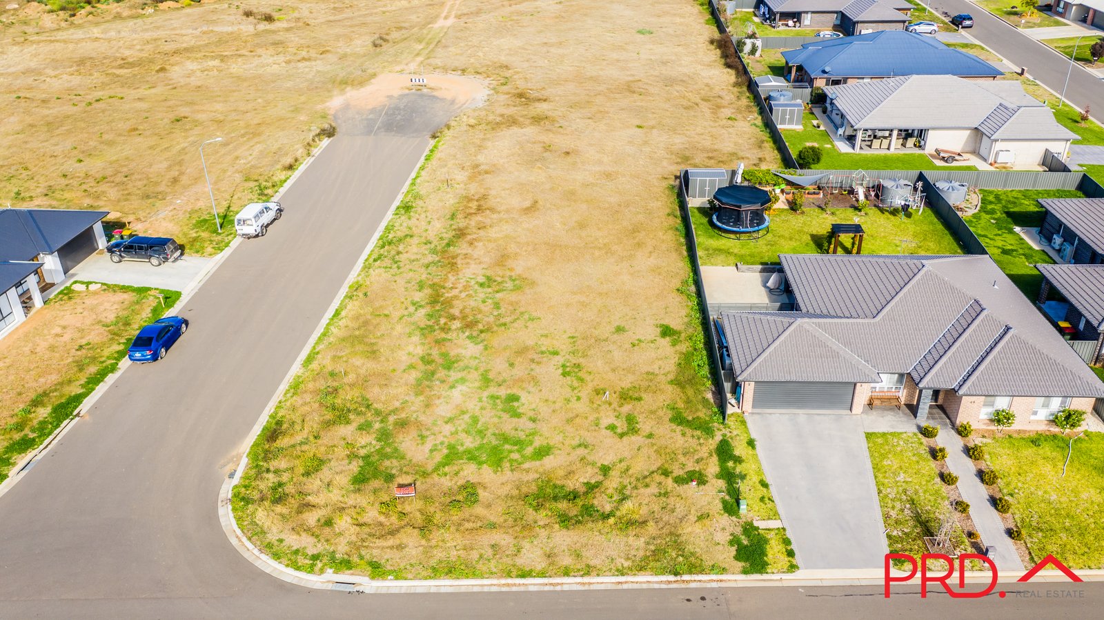 51 Warrah Drive TAMWORTH 1