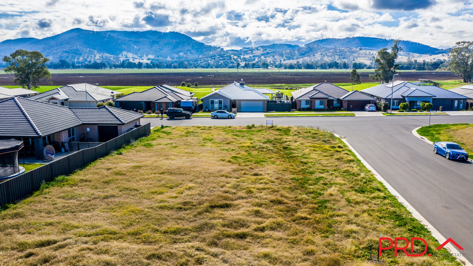 51 Warrah Drive TAMWORTH 6