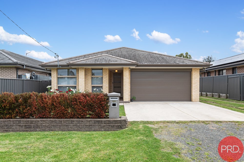 51 Whitburn Street GRETA 4