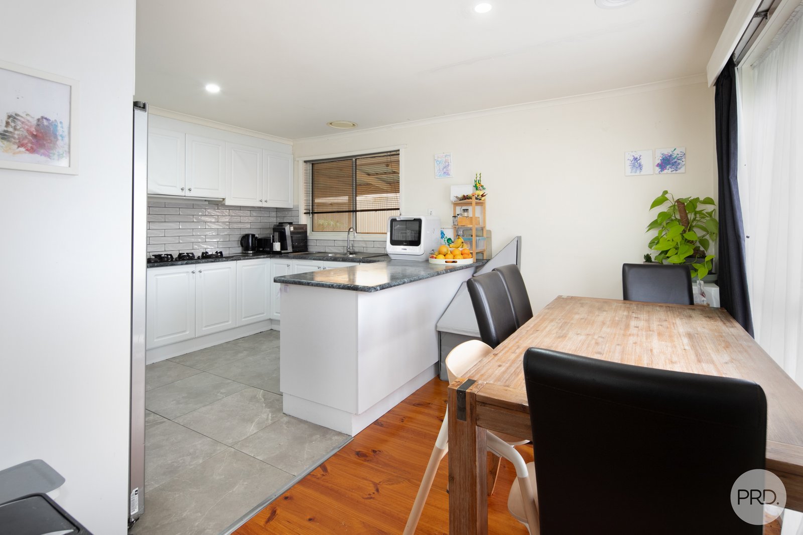 51 Whitelaw Avenue DELACOMBE 3