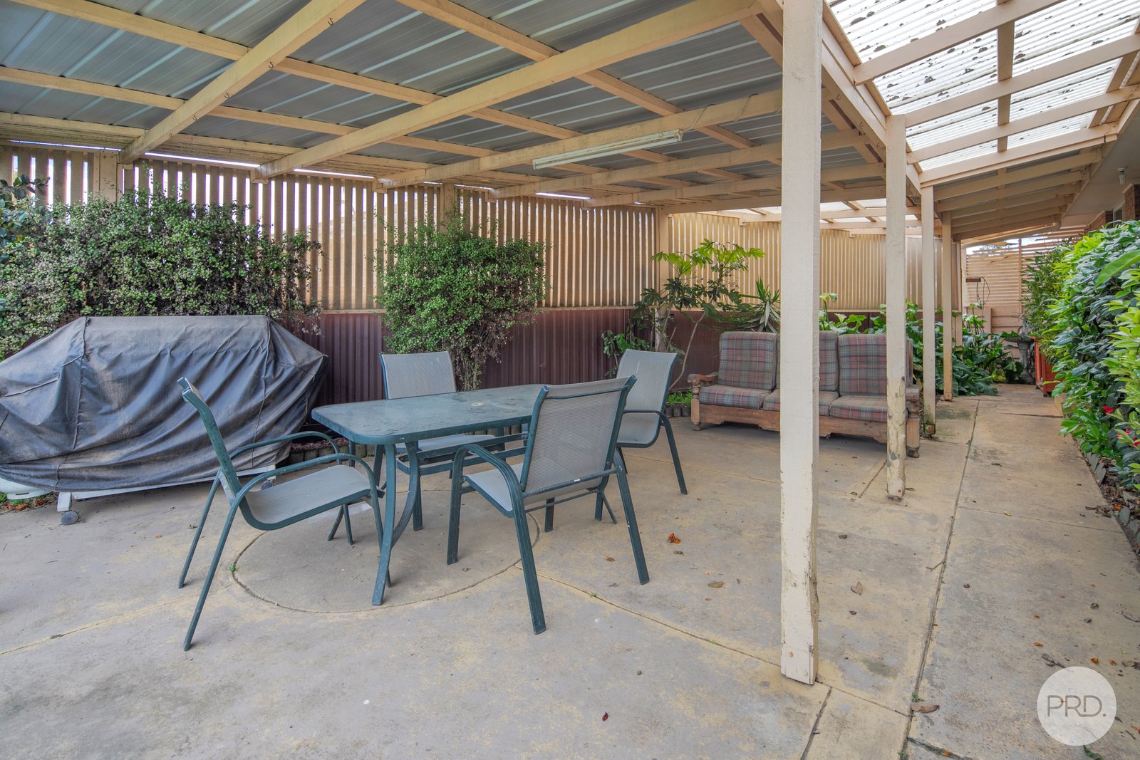 51 Whitelaw Avenue DELACOMBE 13