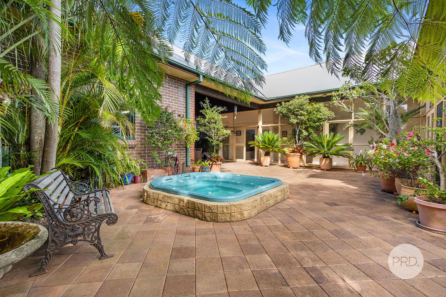 51 Woronora Parade OATLEY 12