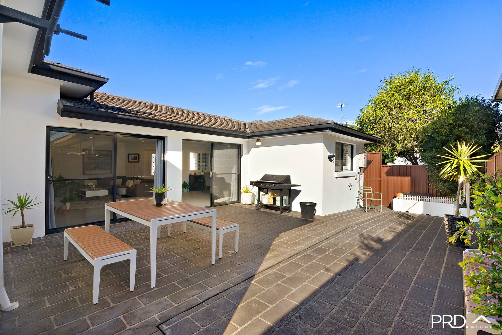 5/10-12 Highland Avenue ROSELANDS 9