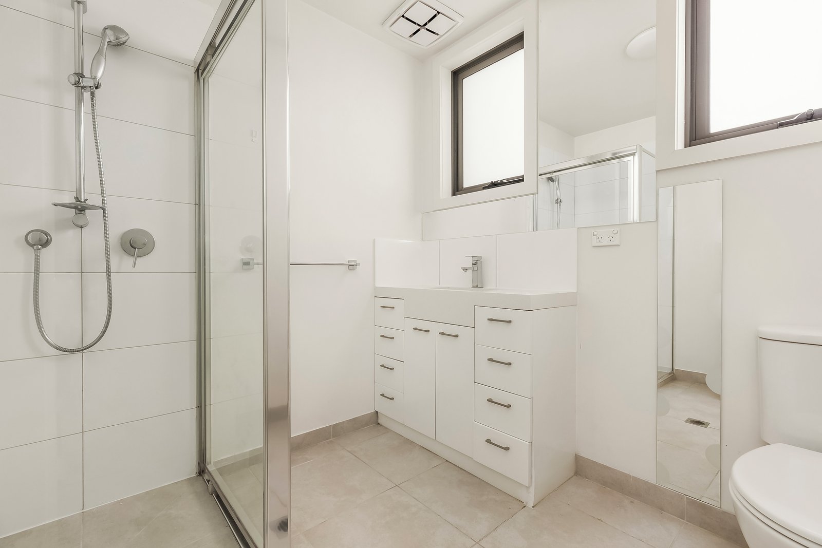 Gallery: 5/10 Arnott Street