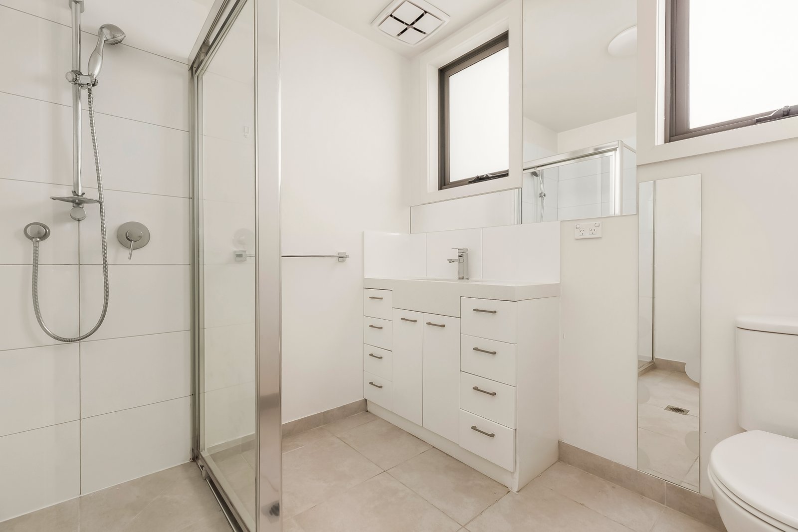 Gallery: 5/10 Arnott Street