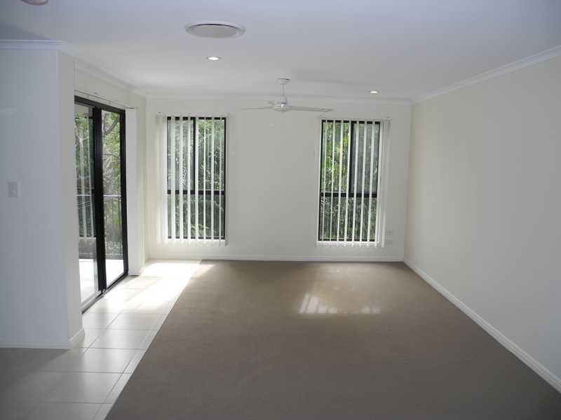 5/10 Arthur Street BOYNE ISLAND 6