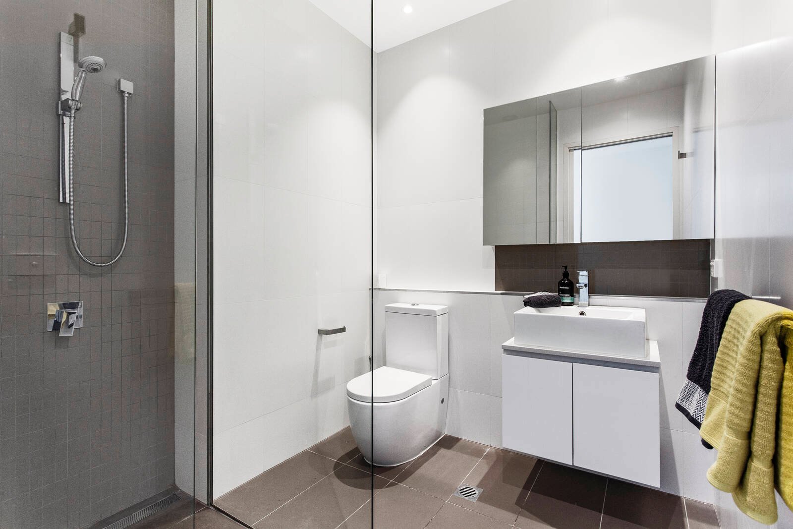 Real Estate and Property in 5/10 Emily Street, Carnegie, VIC