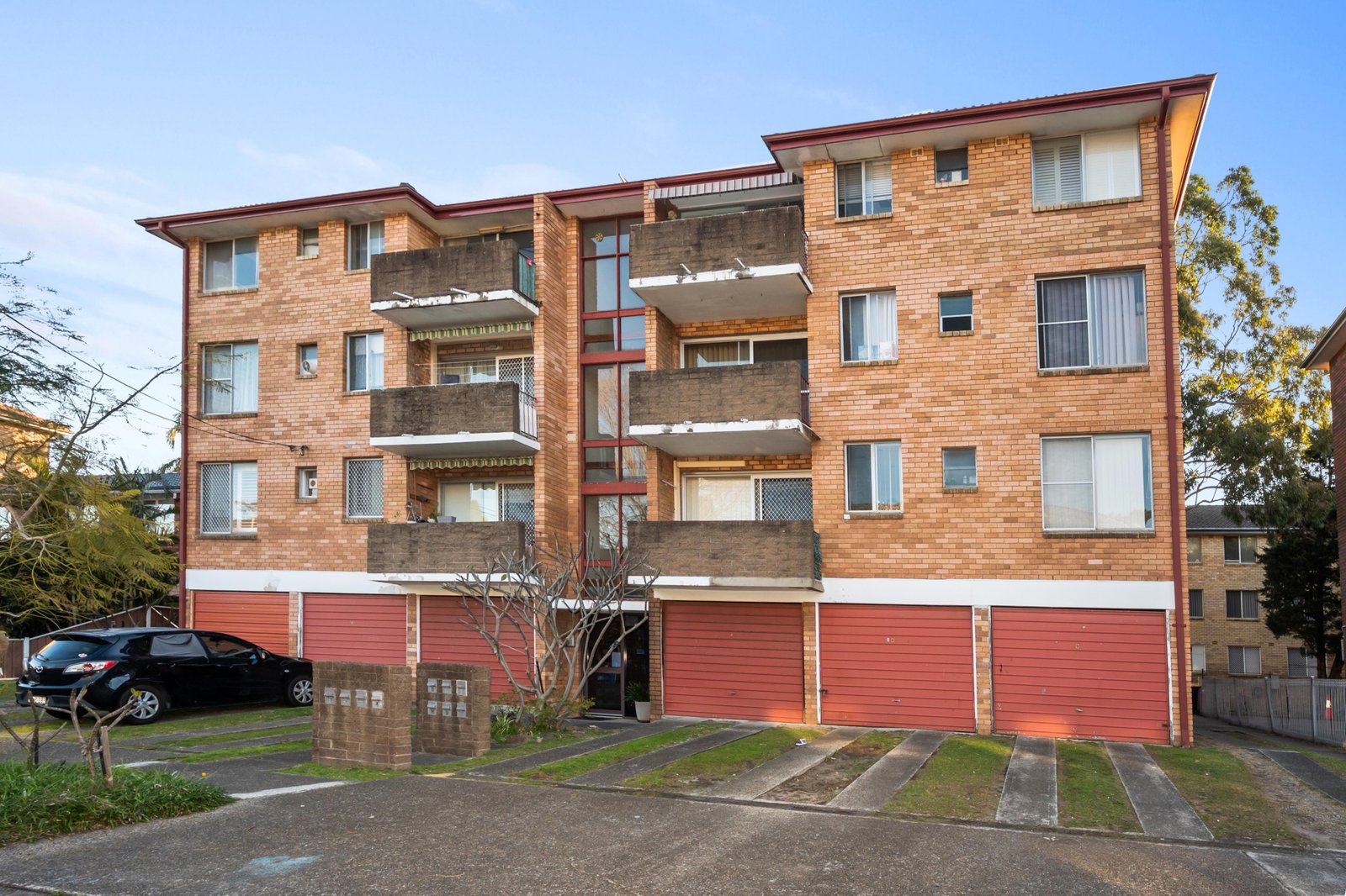5/10 Grace Campbell Crescent HILLSDALE 8