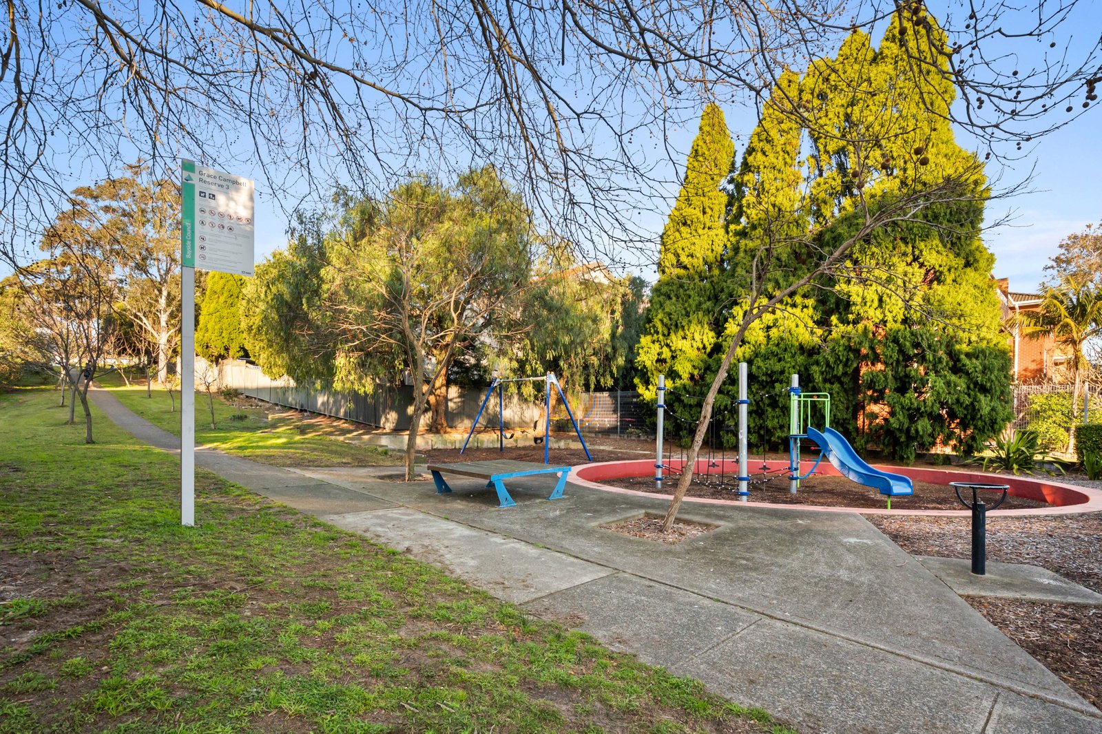 5/10 Grace Campbell Crescent HILLSDALE 11