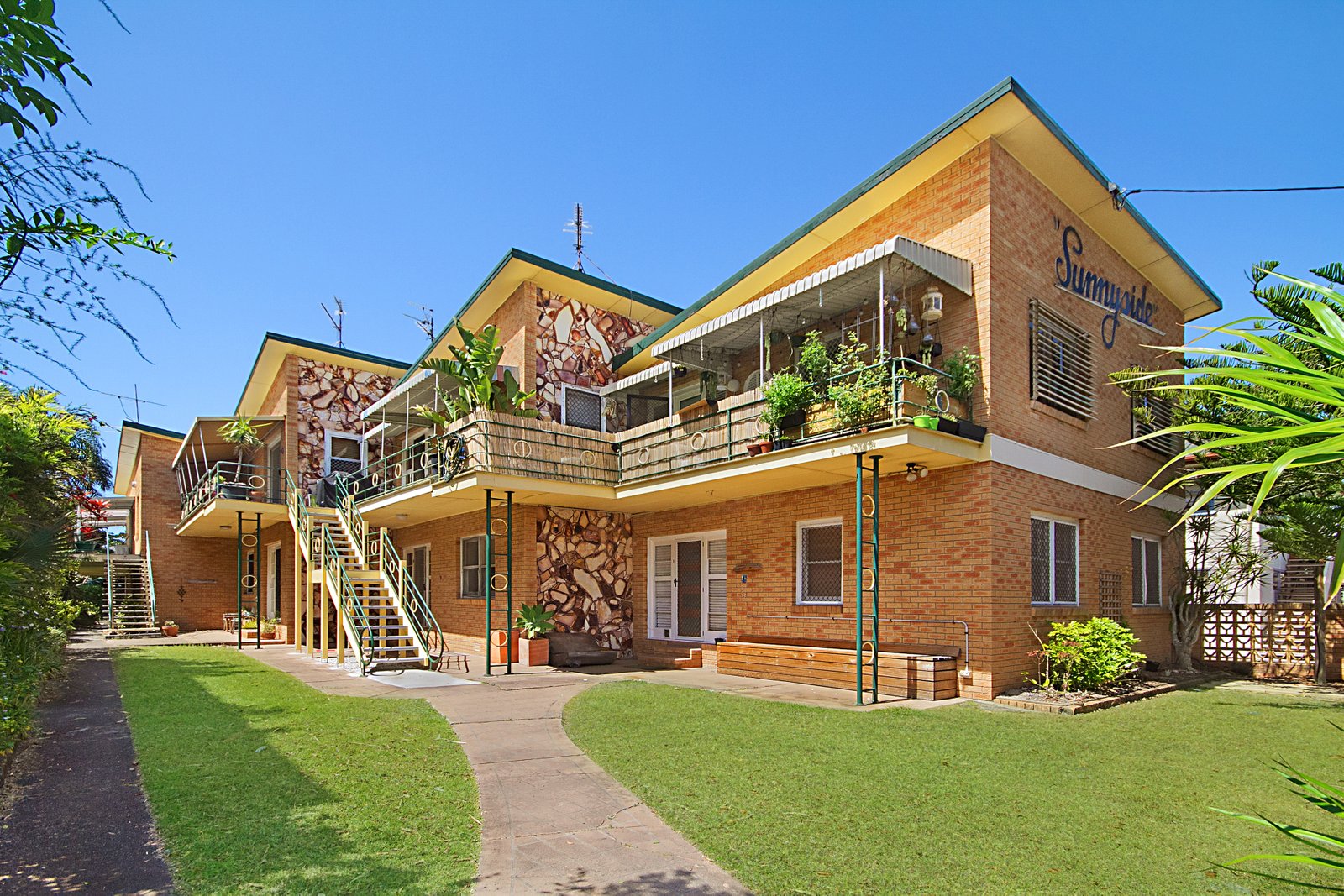 5/10 Haig Street COOLANGATTA 2