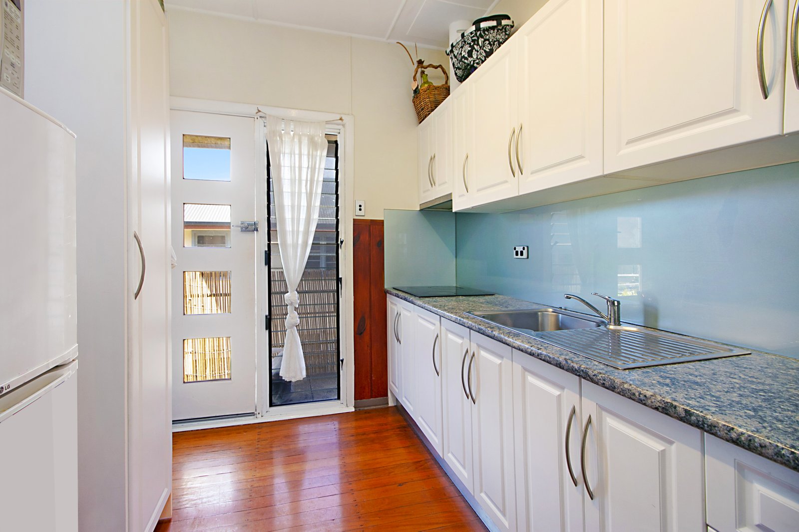 5/10 Haig Street COOLANGATTA 4