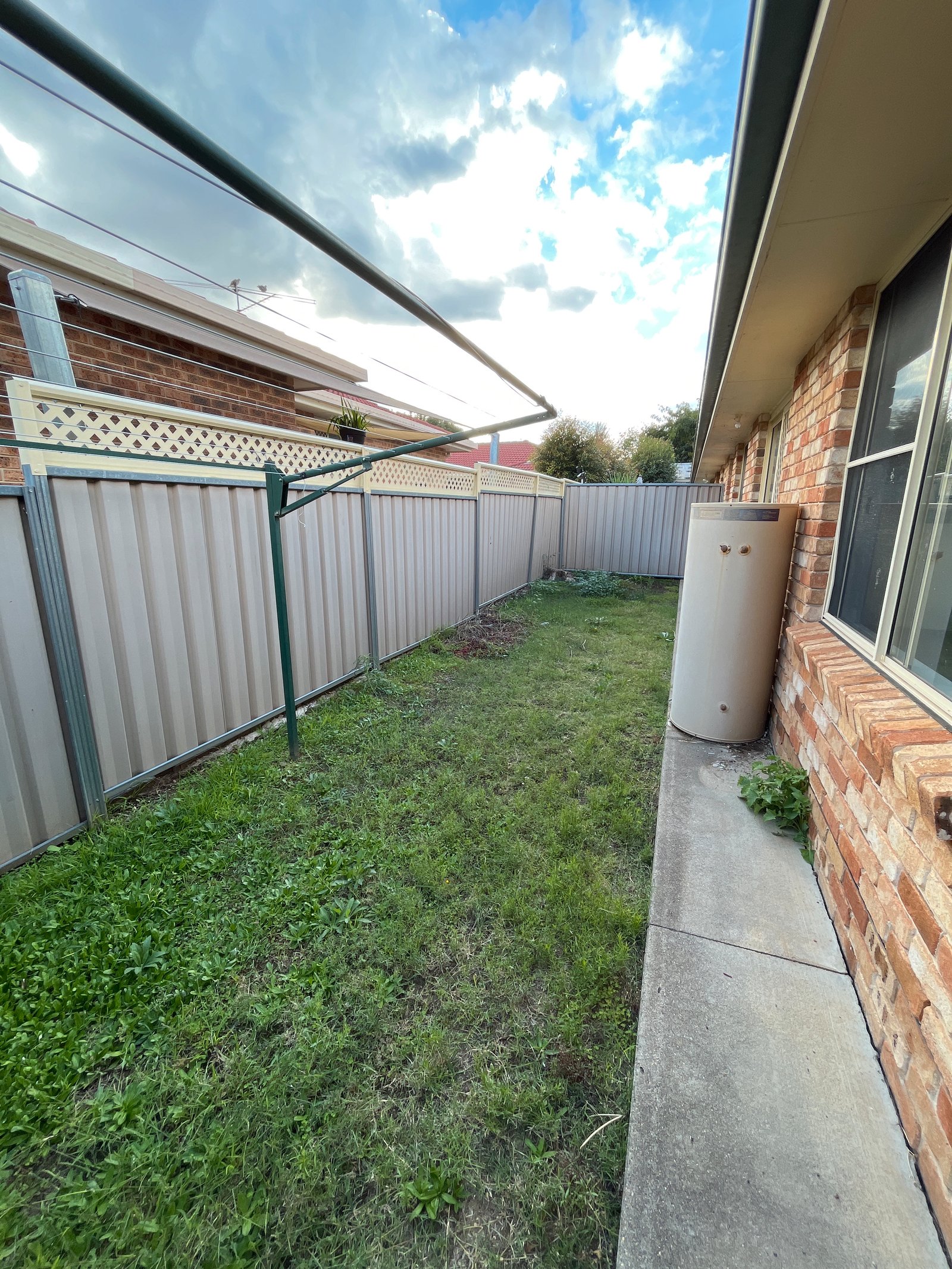 5/10 North Street TAMWORTH 2