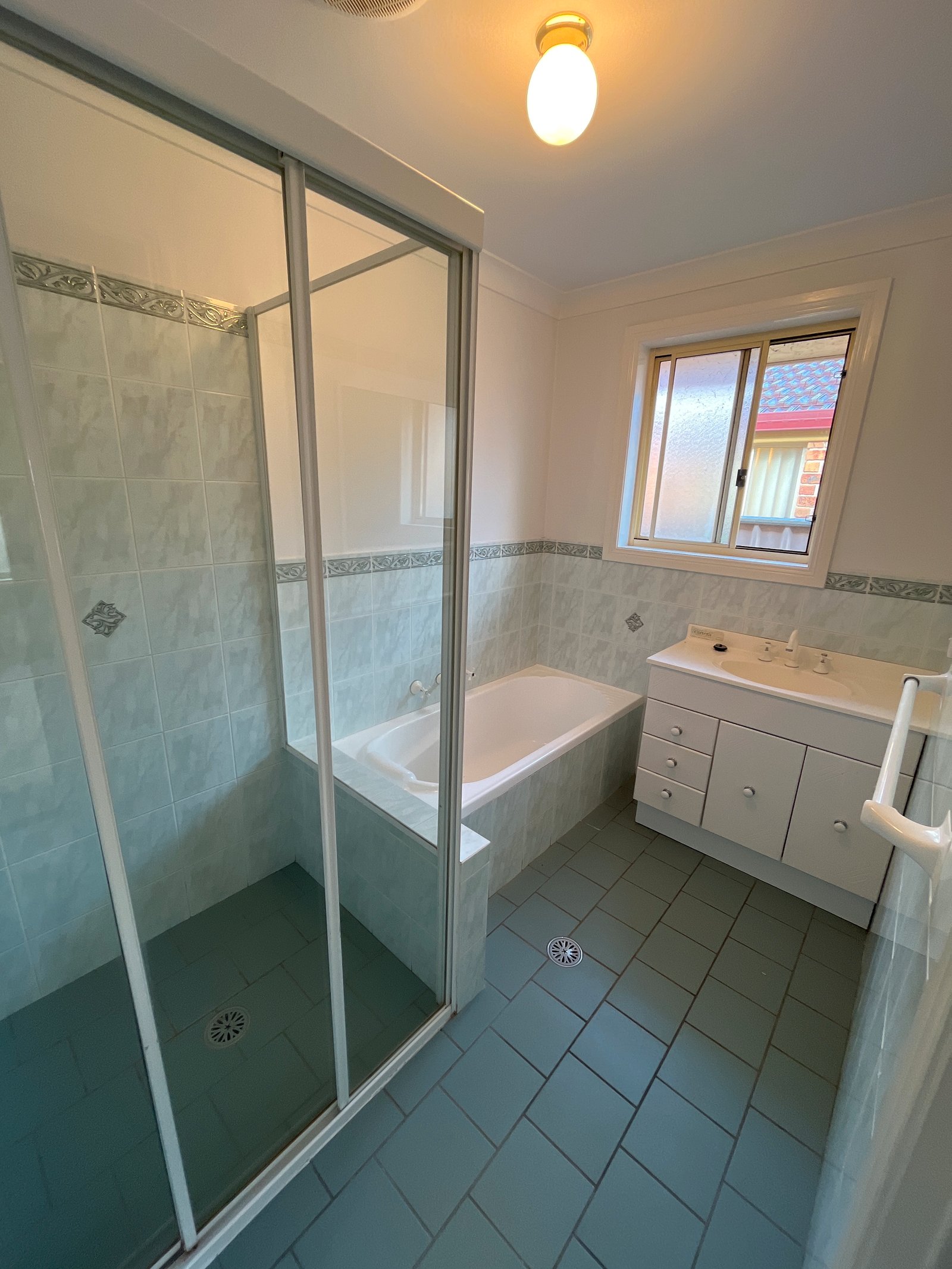 5/10 North Street TAMWORTH 3