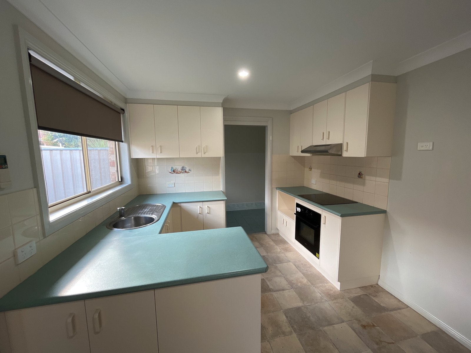 5/10 North Street TAMWORTH 5