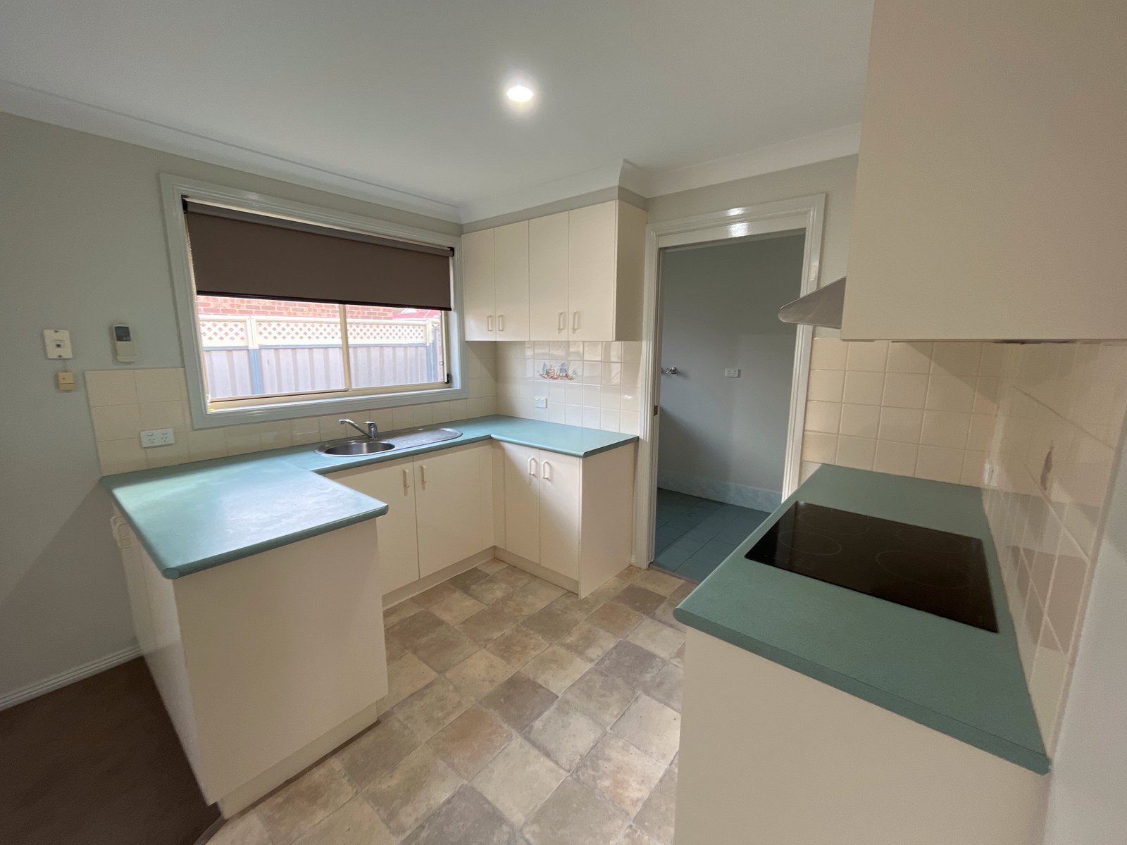 5/10 North Street TAMWORTH 6