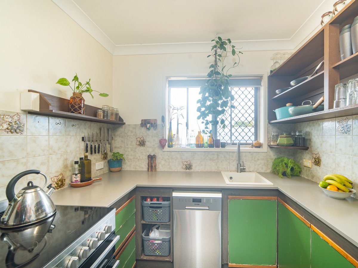 5/10 Tenth Avenue Palm Beach 3