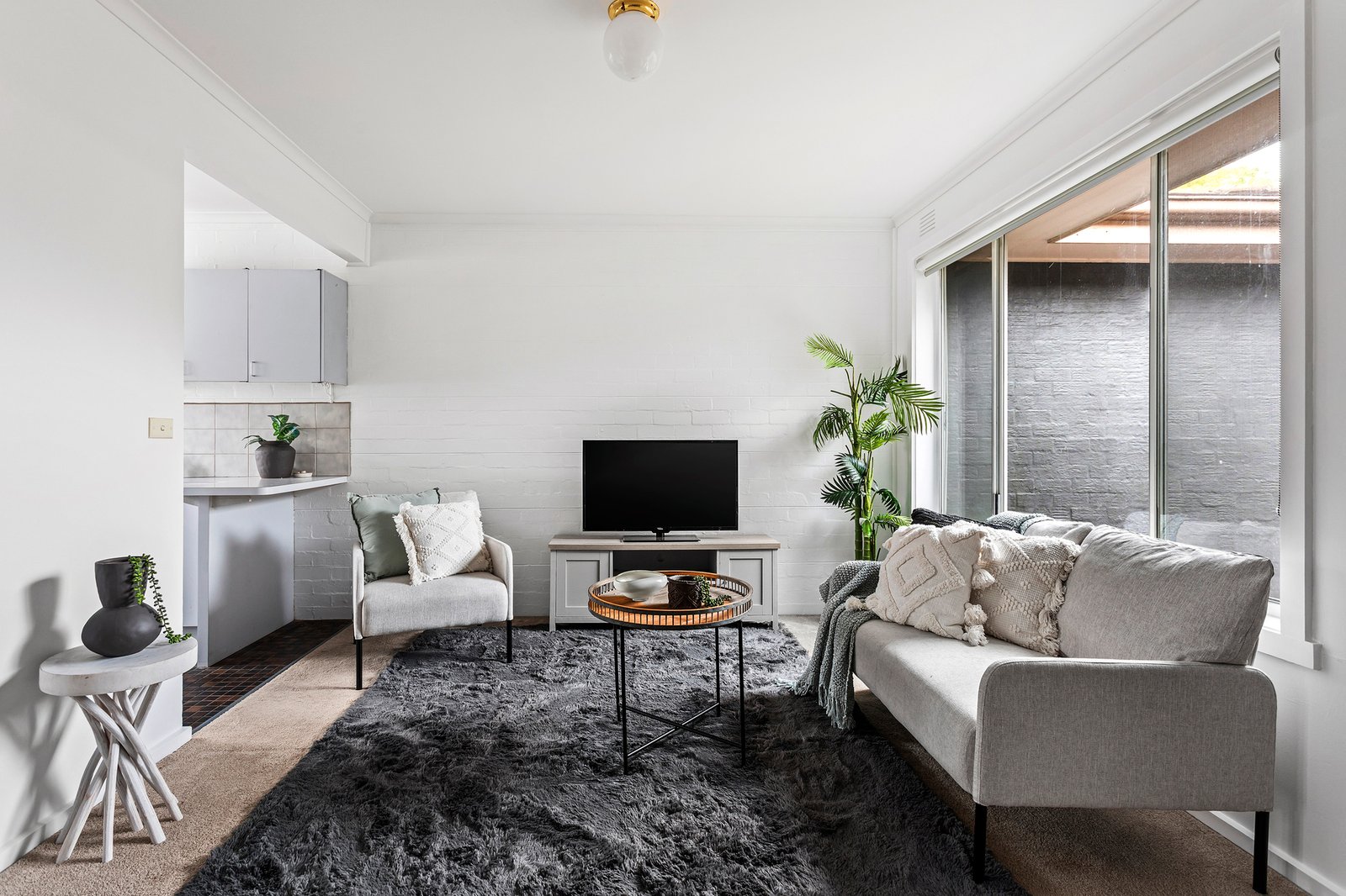 Real Estate and Property in 5/10 Wattle Grove, Mckinnon, VIC