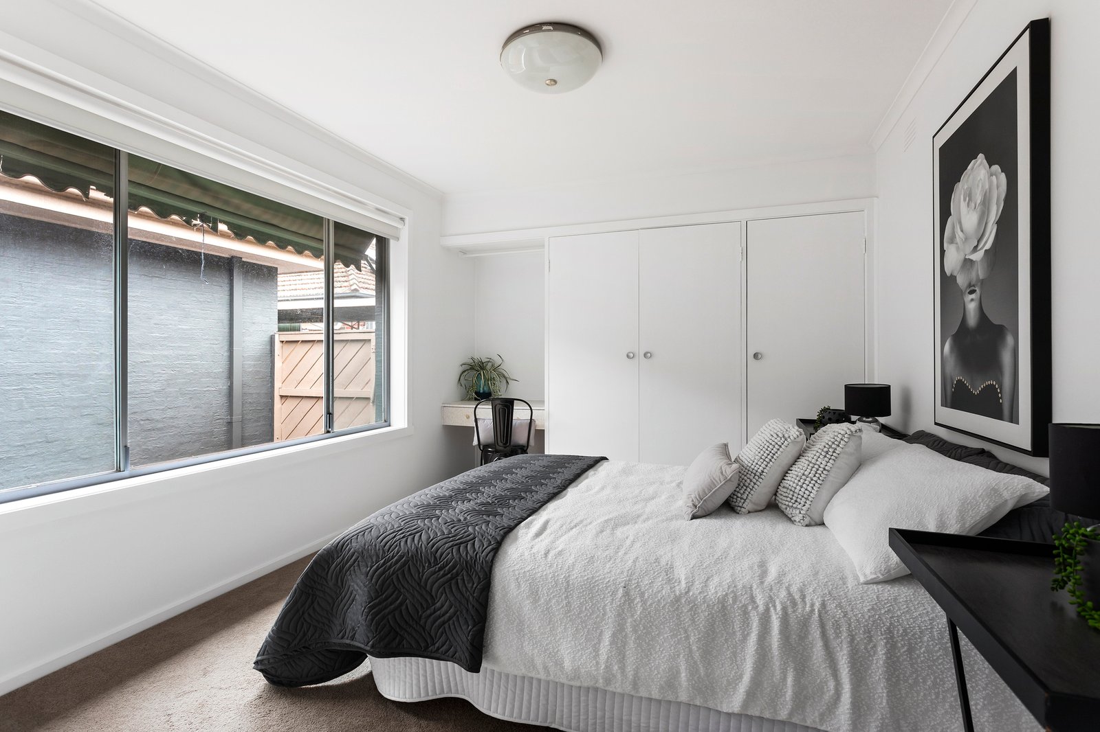 Real Estate and Property in 5/10 Wattle Grove, Mckinnon, VIC