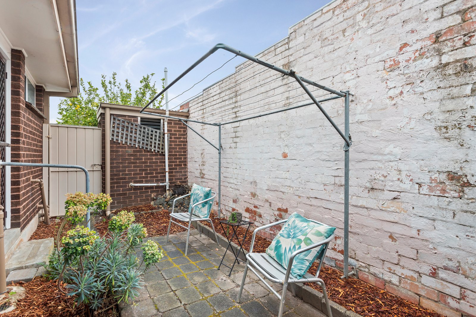 Real Estate and Property in 5/10 Wattle Grove, Mckinnon, VIC