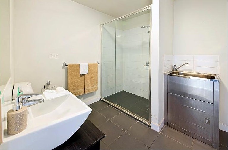 Gallery: 5/10 Woorayl Street