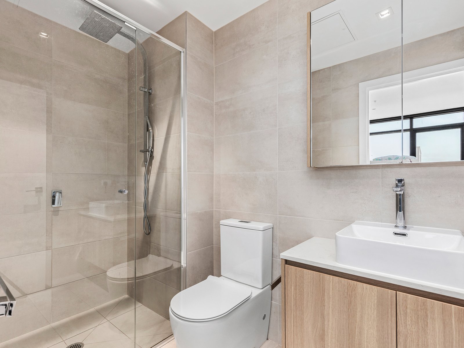 Real Estate and Property in 5/100 The Parade , Ocean Grove, VIC