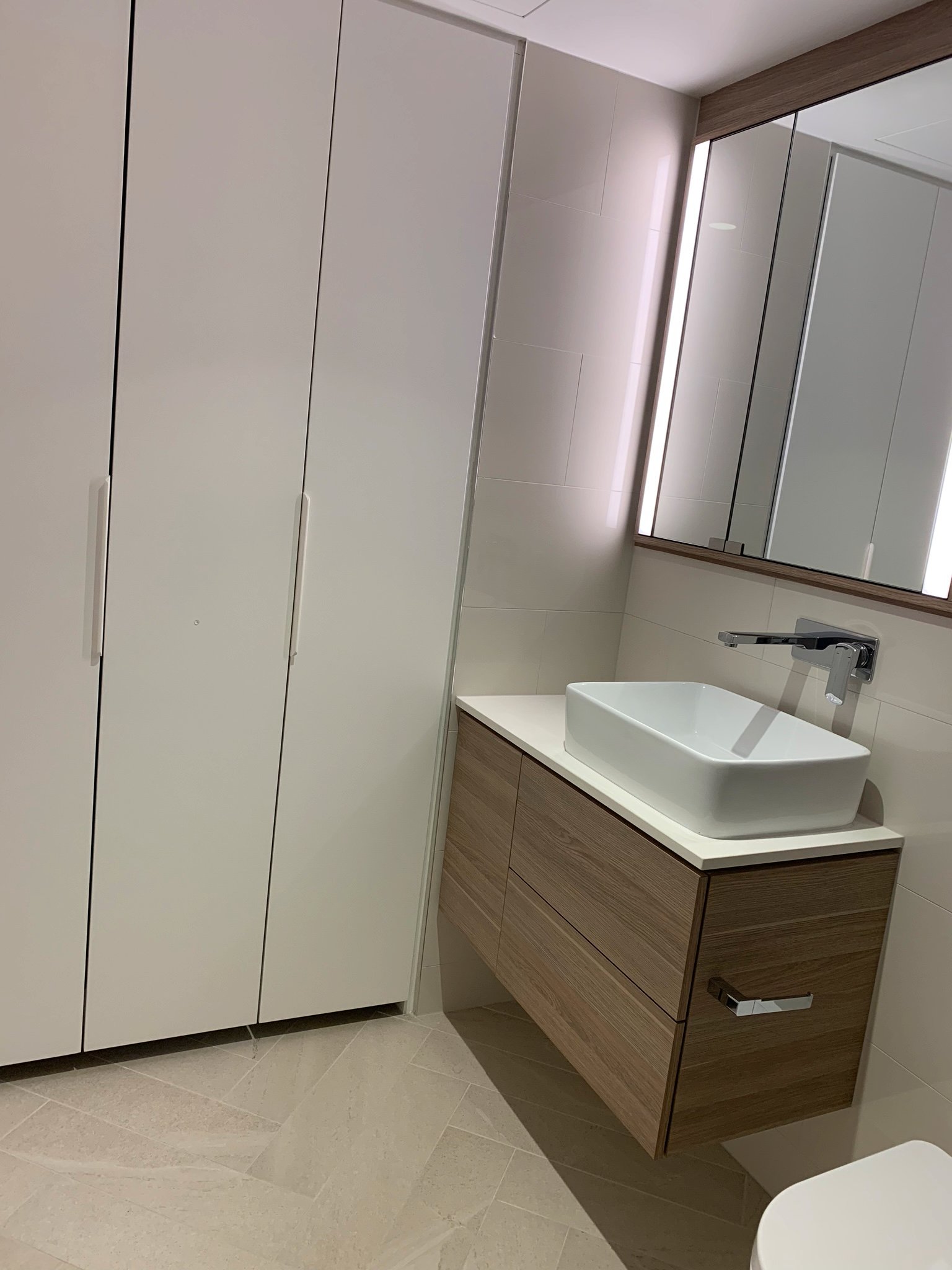 510/11 Barrack Square PERTH 18