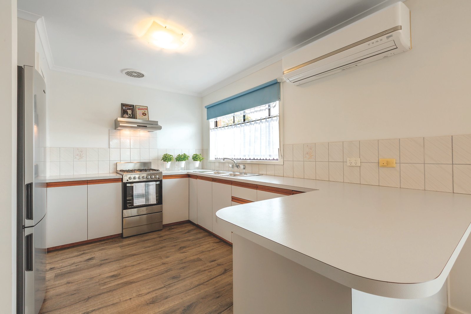 Gallery: 5/1044 Howitt Street
