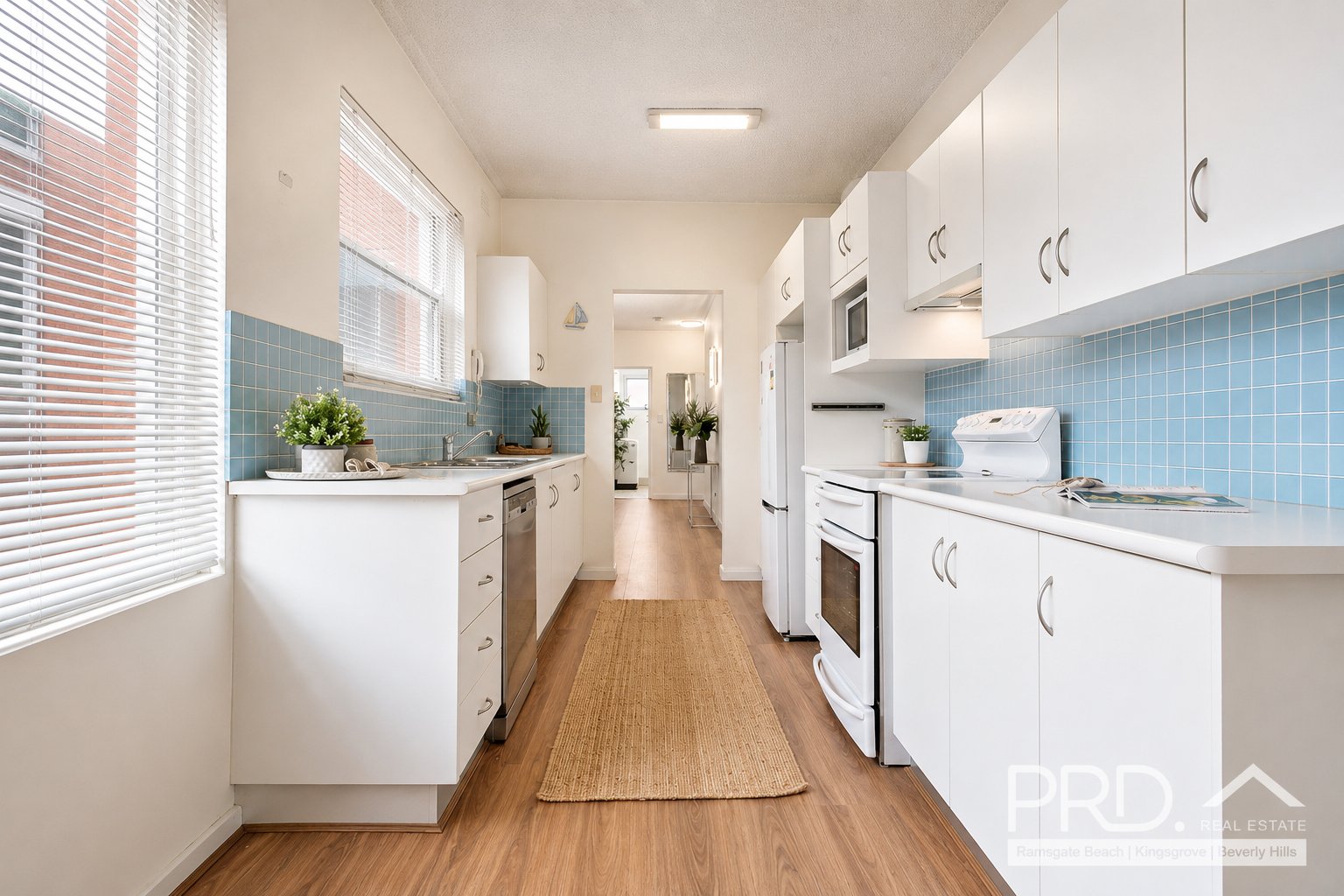 5/106-108 Chuter Avenue RAMSGATE BEACH 3