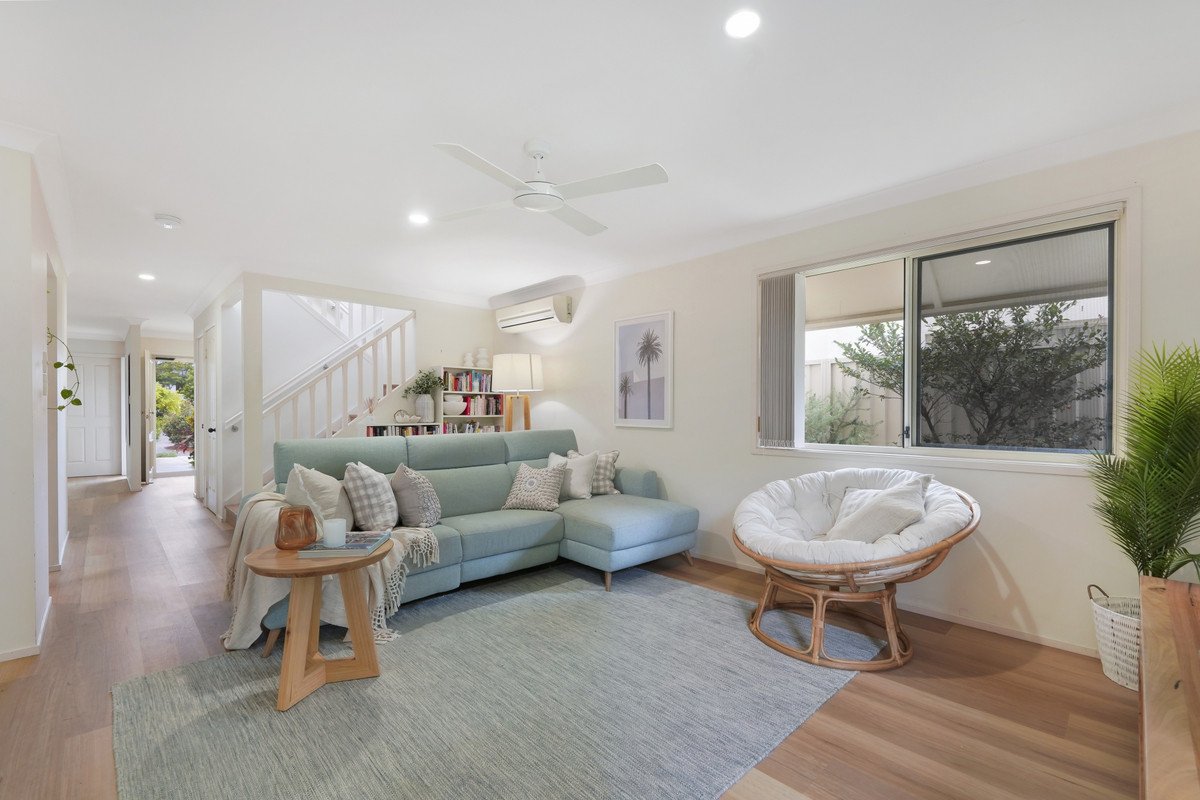 5/11-17 Beachcomber Court Burleigh Waters 5