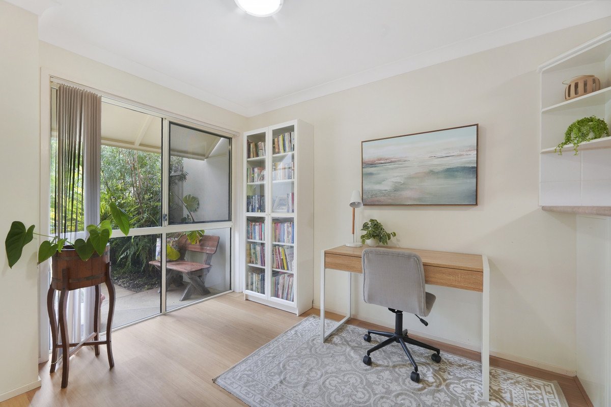 5/11-17 Beachcomber Court Burleigh Waters 15