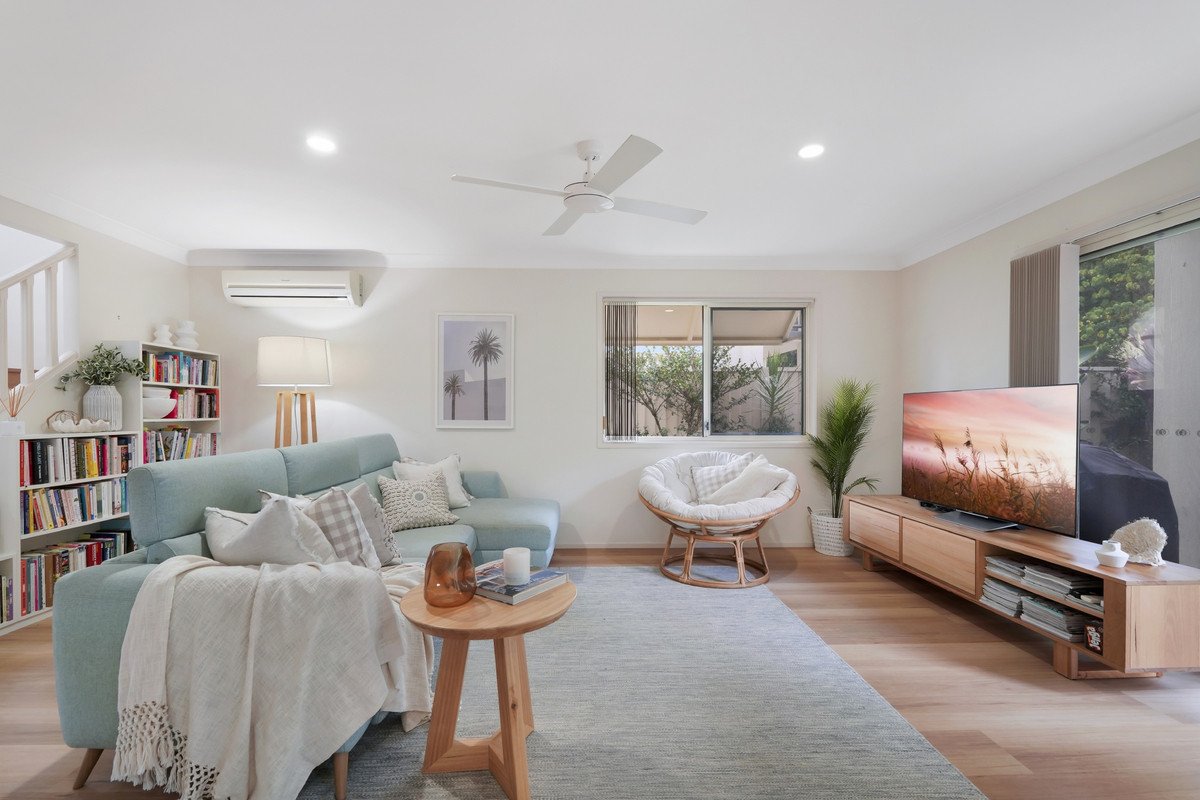 5/11-17 Beachcomber Court Burleigh Waters 16