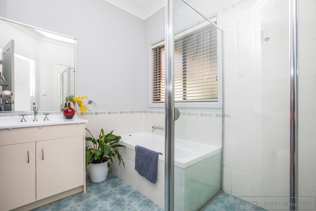 5/11-19 Stanton Drive RAWORTH 11