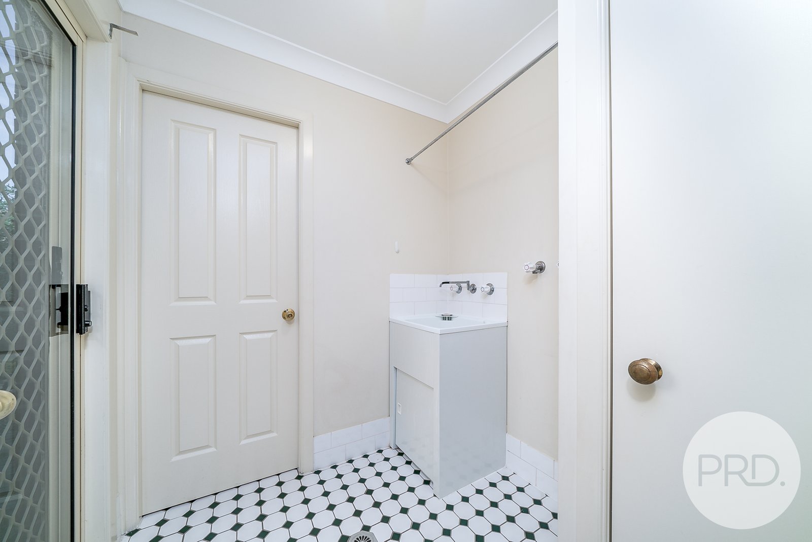 5/11 Crampton Street WAGGA WAGGA 9