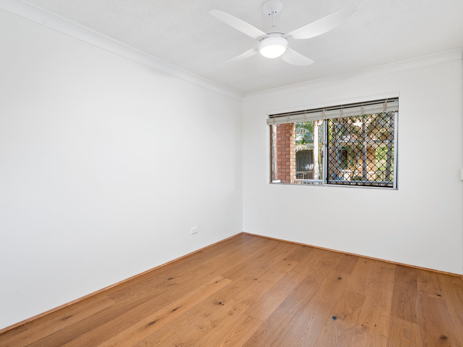 5/11 Nalla Court PALM BEACH 3