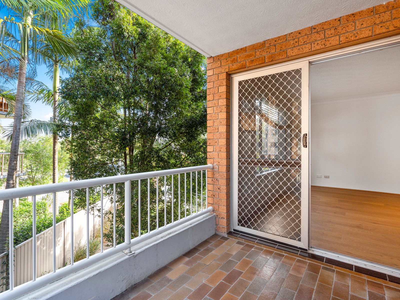 5/11 Nalla Court PALM BEACH 6