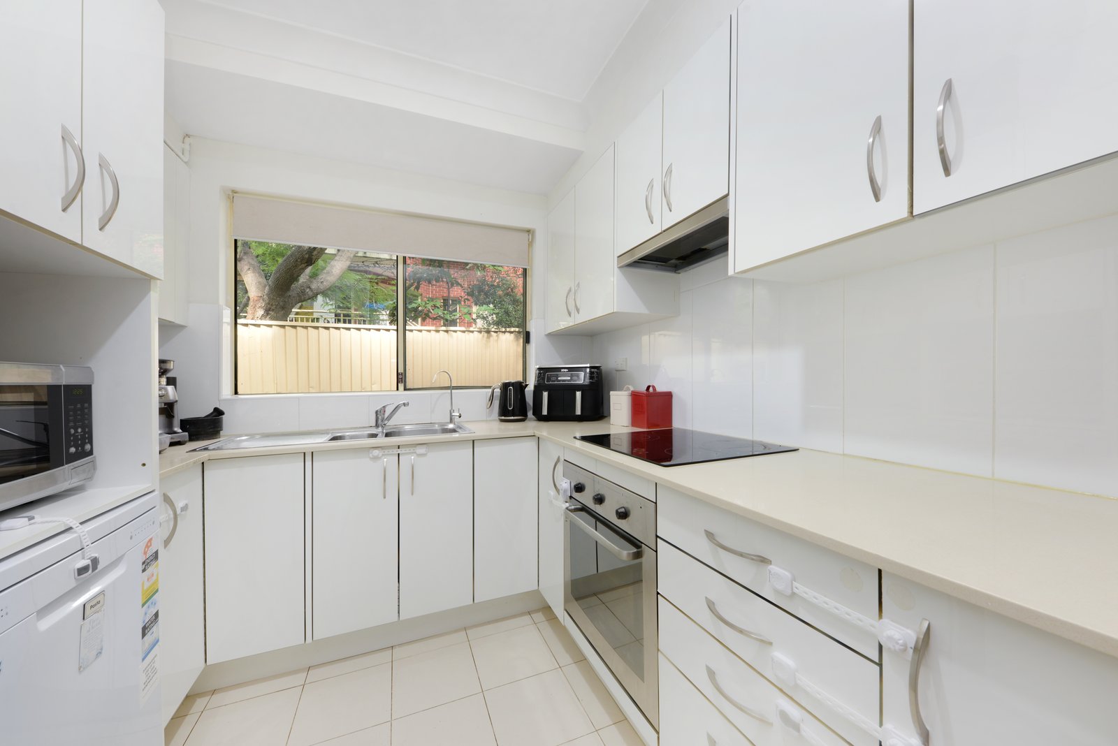 5/11 New Orleans Crescent MAROUBRA 3