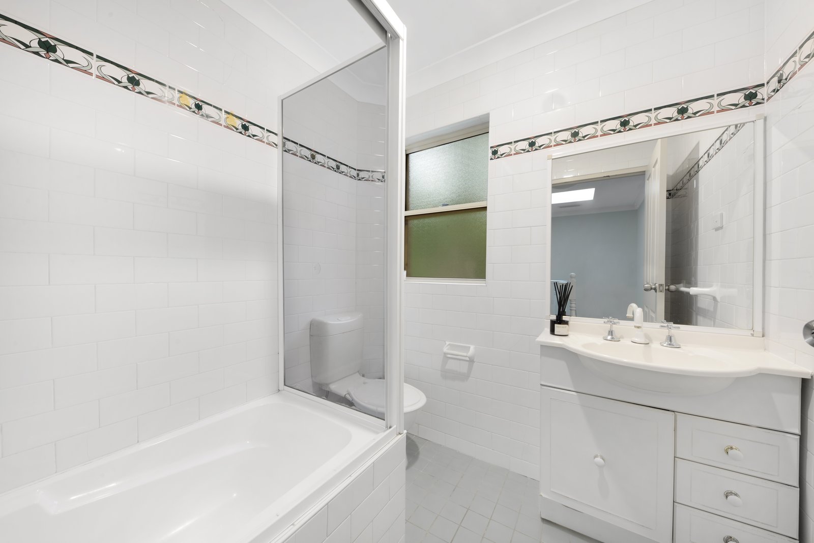 5/11 New Orleans Crescent MAROUBRA 6