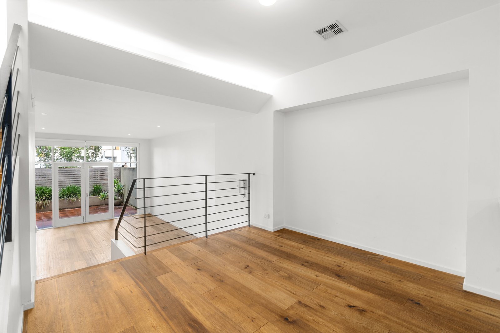 Gallery: 5/11 St Edmonds Road